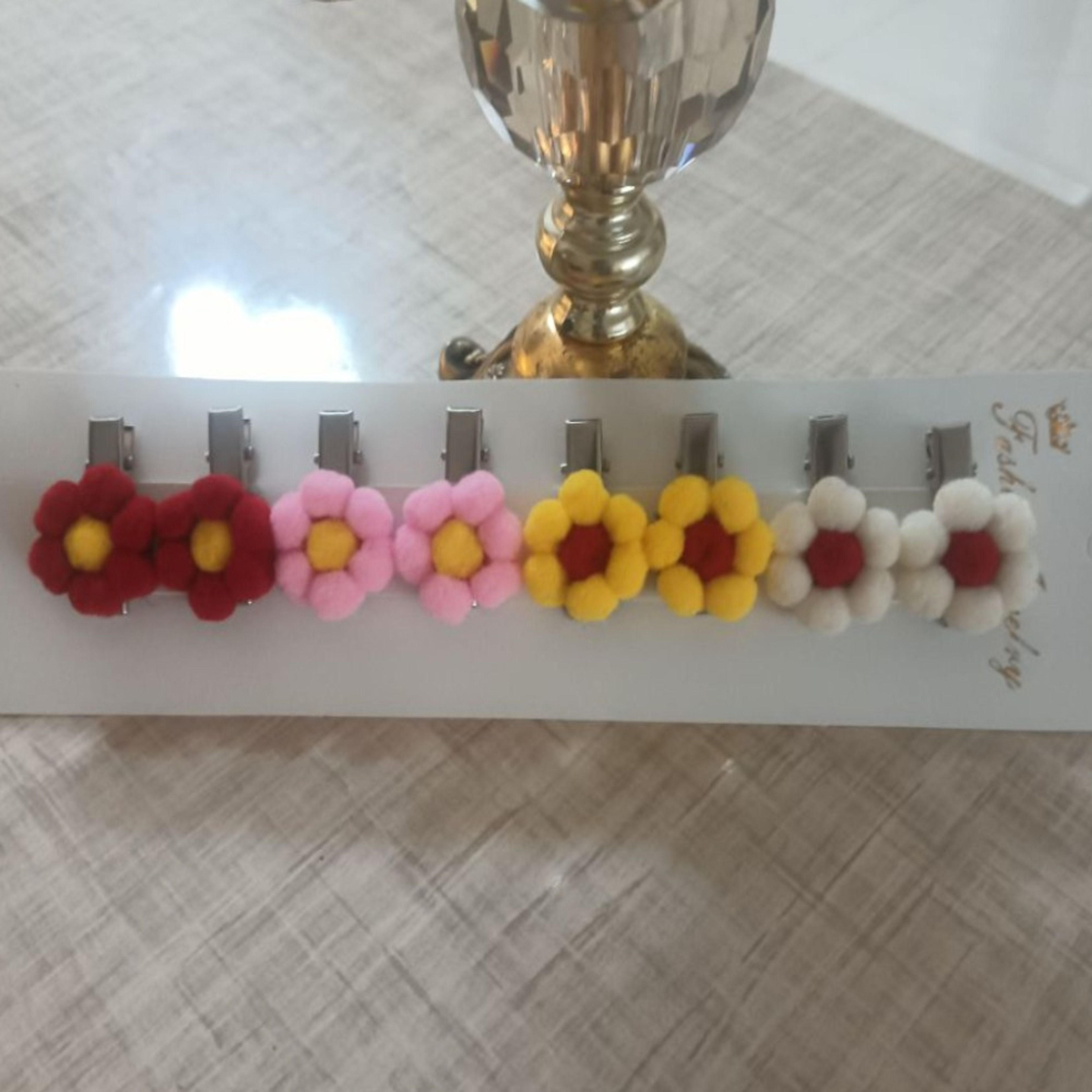 خرید آنلاین گلسر نوزادی گل پوم پوم