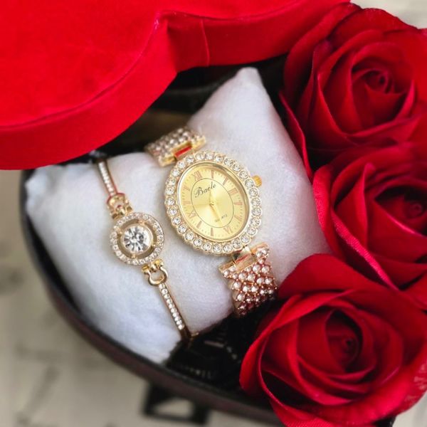باکس هدیه زنانه (ساعت و دستبند)