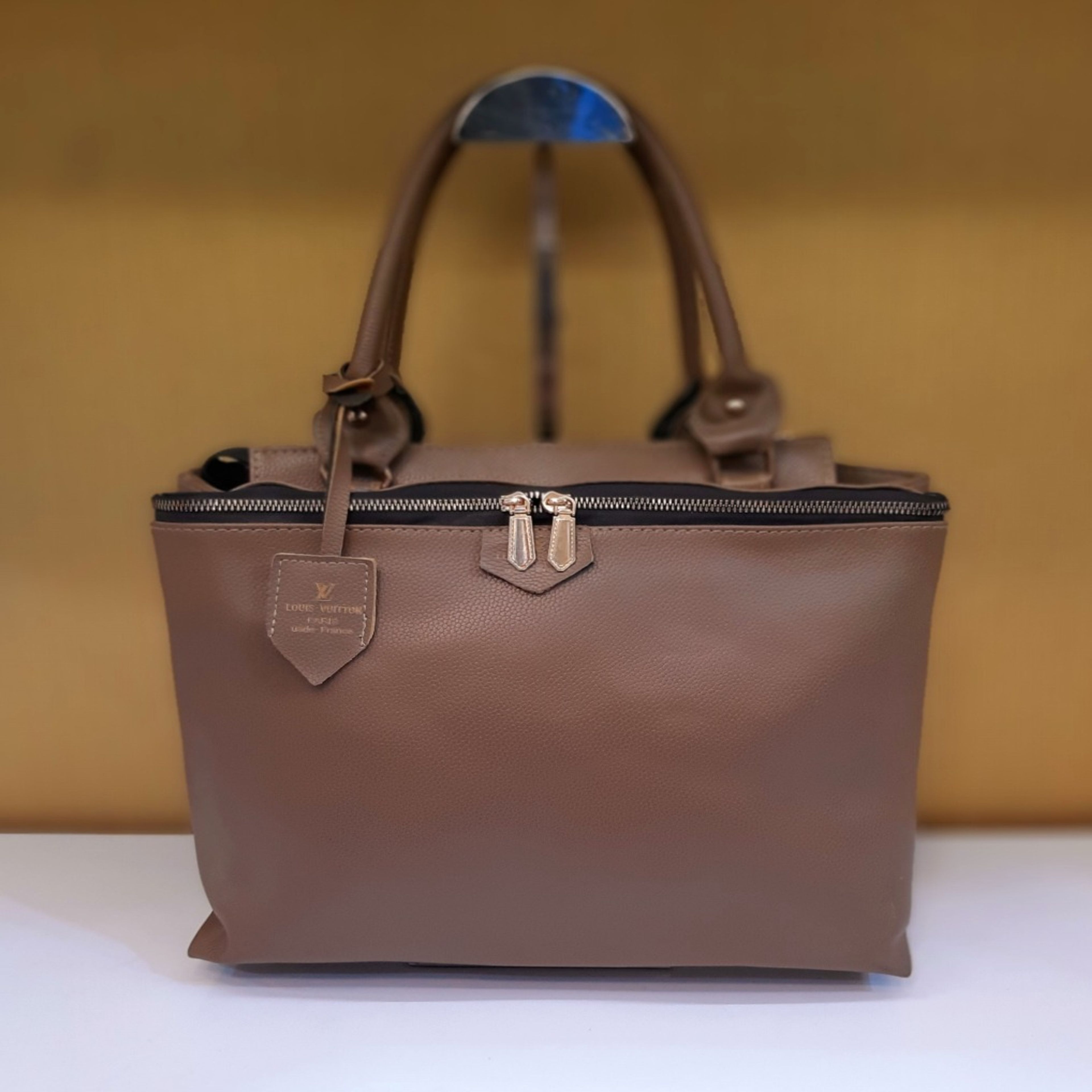خرید آنلاین کیف مدل Louis Vuitton غیر اصل