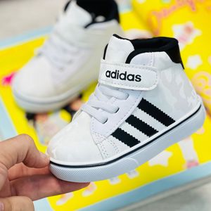 فروش اینترنتی کتونی ساق دار adidas کد 081305