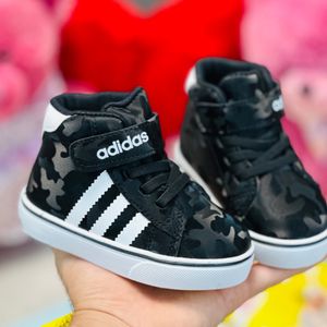 خرید آنلاین کتونی ساق دار adidas کد 081305