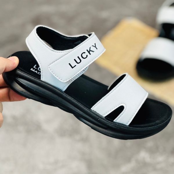 صندل بچگانه اسپرت طرح چرمی ساده  LuckyKids کد 032404