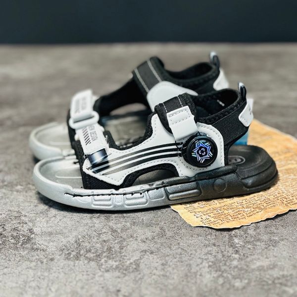 صندل بچگانه زیپلاینی طرح benz برند mtl کد 033002