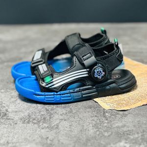 خرید اینترنتی قیمت صندل بچگانه زیپلاینی طرح benz برند mtl کد 033002