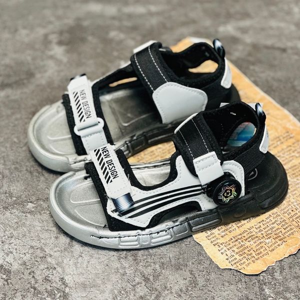 صندل بچگانه زیپلاینی طرح benz برند mtl کد 033002