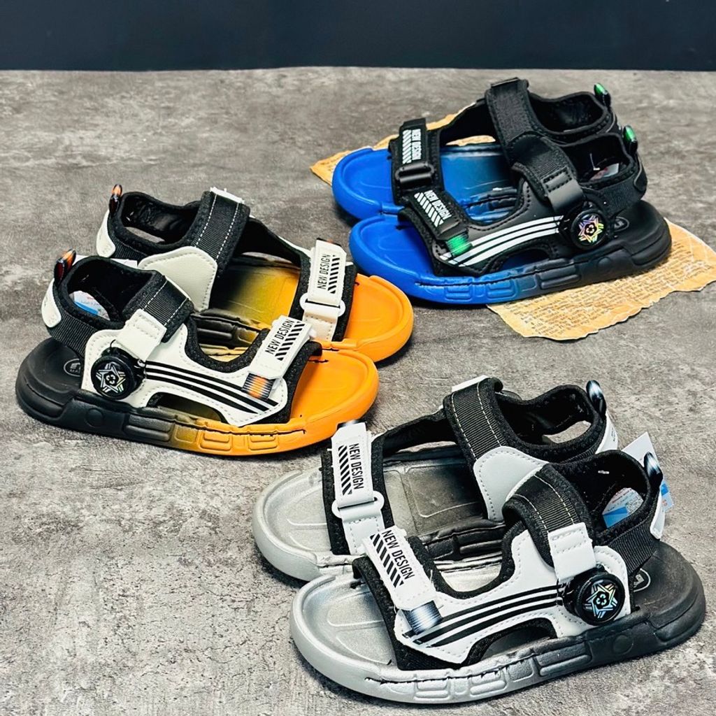 خرید اینترنتی قیمت صندل بچگانه زیپلاینی طرح benz برند mtl کد 033002