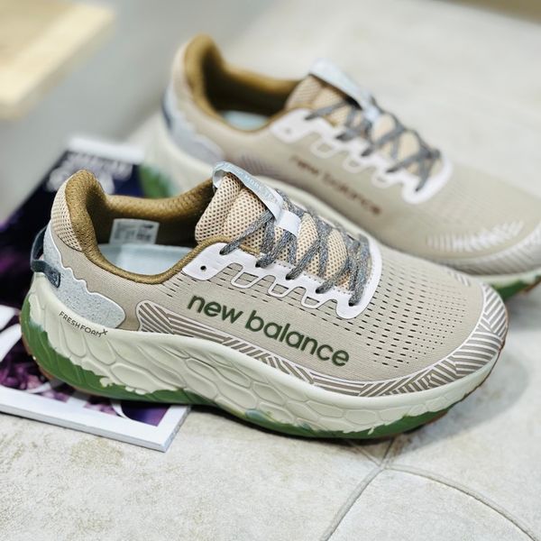 کتونی  اورجینال برند New Balance کد 072401