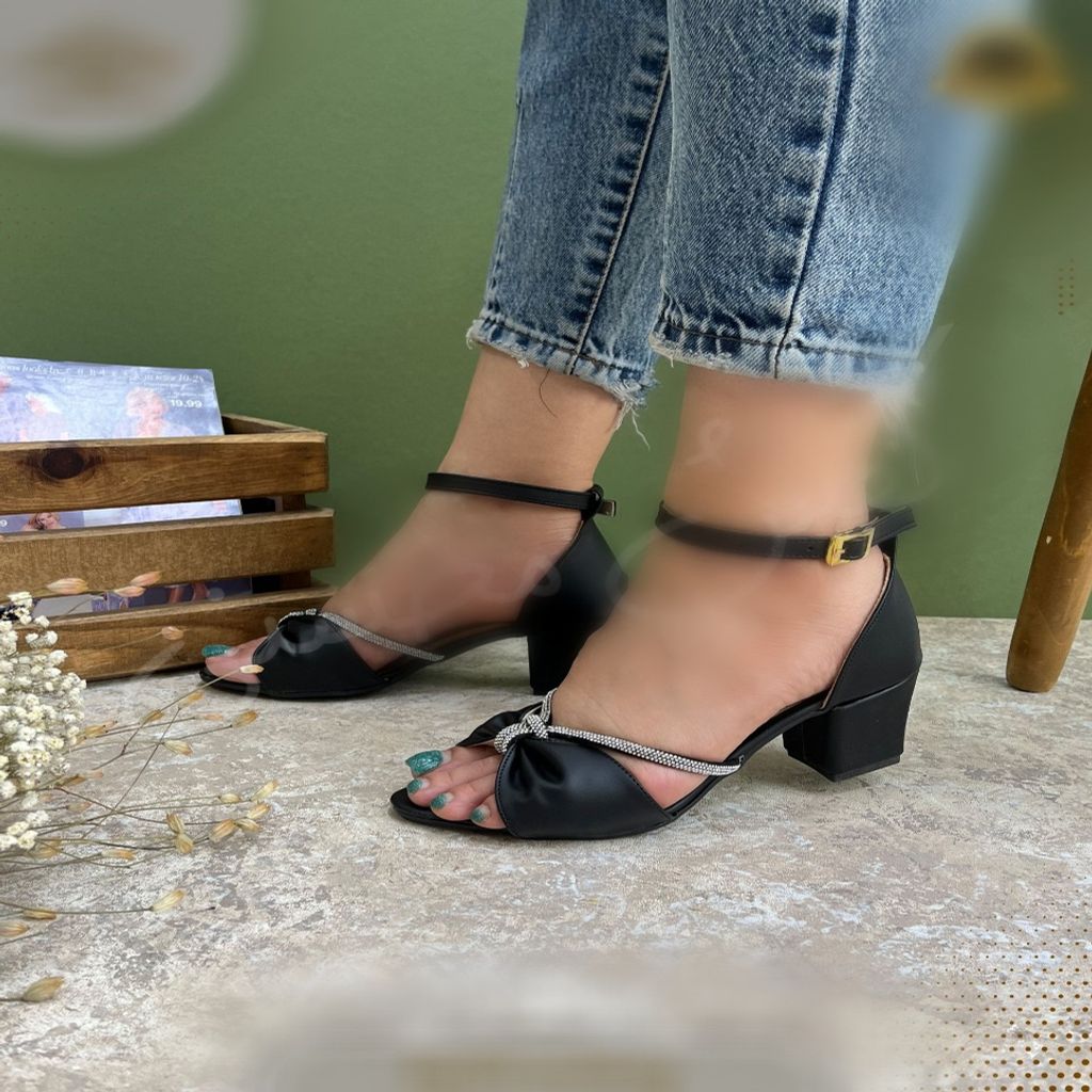 فروش اینترنتی کفش مجلسی پاشنه دار لمه ای