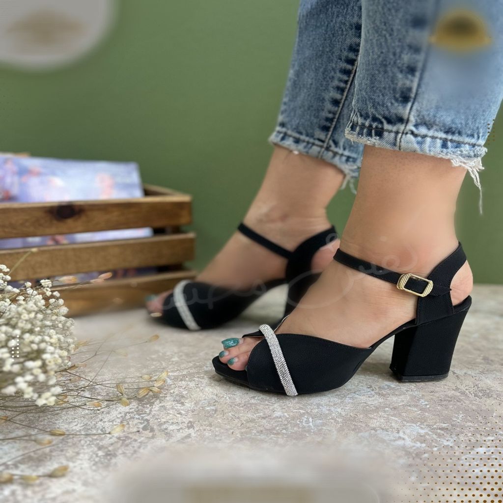 خرید اینترنتی کفش مجلسی زنانه پاشنه دار