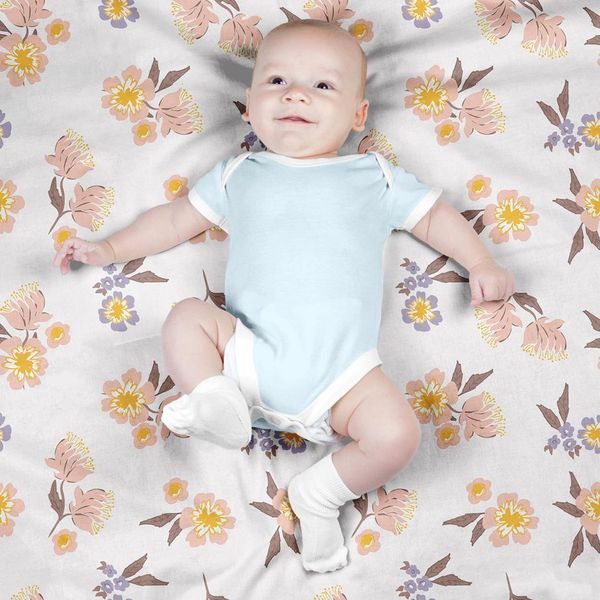 پارچه مخمل روتختی طرح گل و برگ کد 5012375