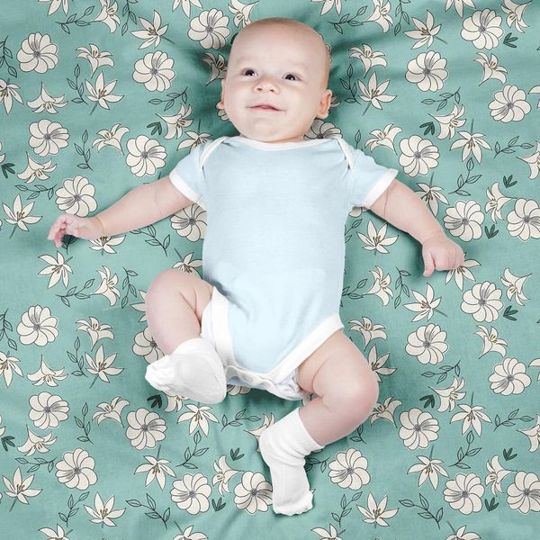 پارچه مخمل پورشه طرح گل و برگ کد 5012437