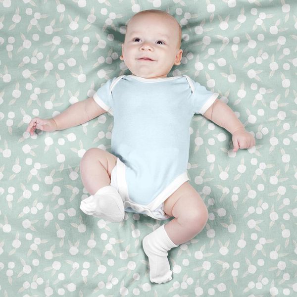 پارچه مخمل روتختی طرح گل و برگ کد 5012527