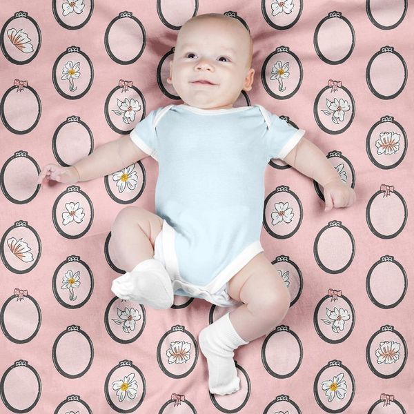 پارچه مخمل طرح گل و برگ کد 5012572