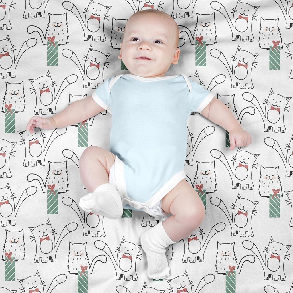 فروش اینترنتی پارچه مخمل روبالشی پارچه باما طرح گل و برگ کد 5012582