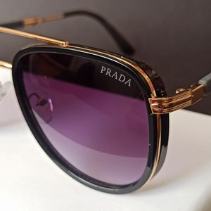 خرید آنلاین عینک آفتابی مردانه برند پرادا prada مدل خلبانی