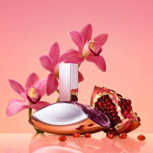 خرید اینترنتی عطر زنانه کالوین کلین ایفوریا زنانه (کلوین کلاین سی کی یوفوریا زن) - Calvin Klein - Euphoria for Women