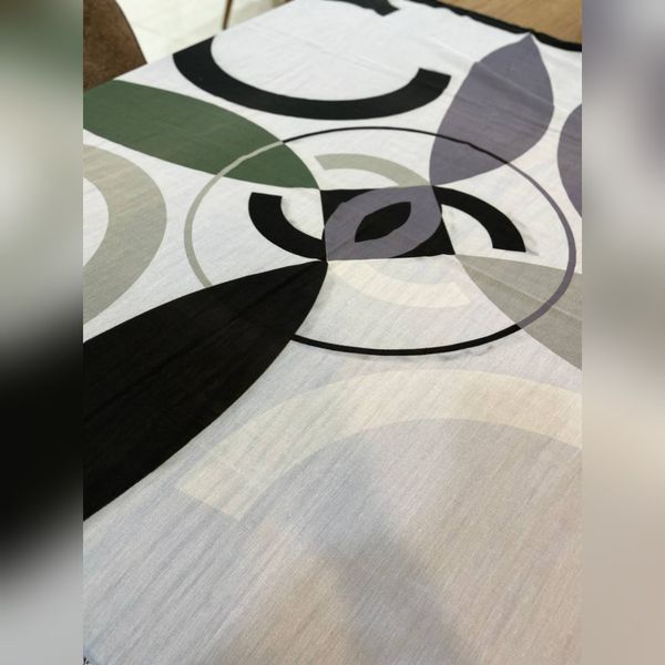 روسری نخ پنبه دوردوخت طرح شنل