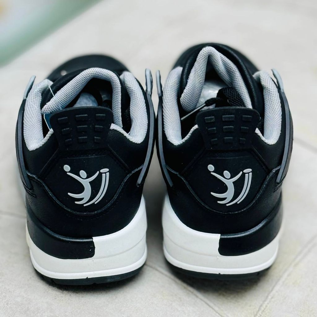 خرید اینترنتی قیمت کتونی طرح جردن4 jordan4 برند Trip کد 090302