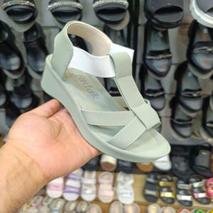 قیمت صندل طبی زنانه و دخترانه زیره پیو عالی