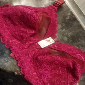 خرید اینترنتی سوتین سایزبزرگ سایز95 و 100 st09