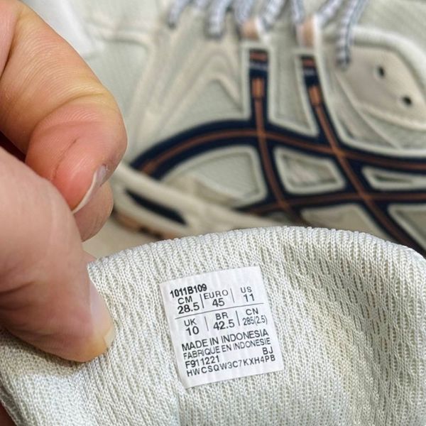 کتونی اسپرت اسیکس ژل هاکانا Asics  کد 091302