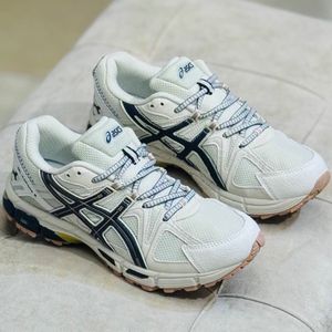 خرید اینترنتی کتونی اسپرت اسیکس ژل هاکانا Asics  کد 091302