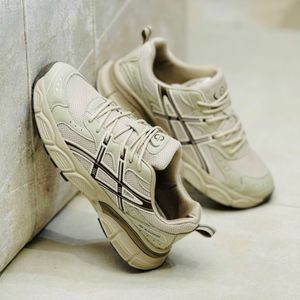 کتونی طرح اسیکس Asics کد 091306