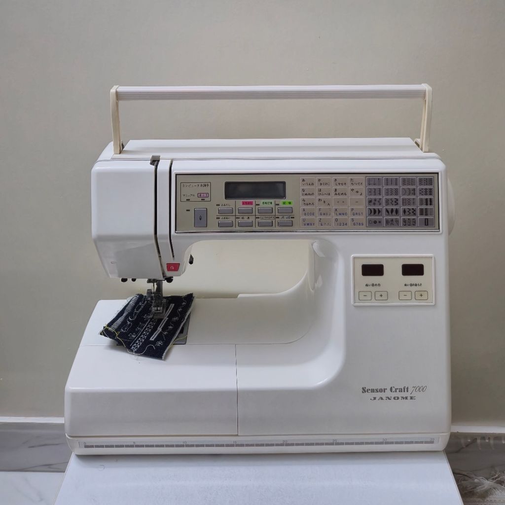 مشخصات چرخ خیاطی ژانومه 7000