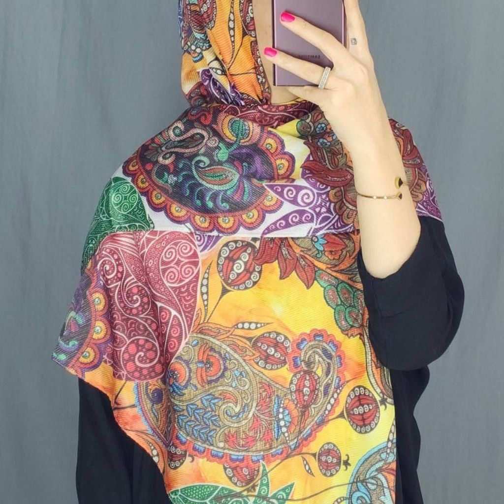 خرید اینترنتی روسری تم شب یلدا نخی قواره بزرگ یلدایی