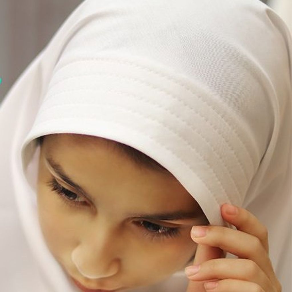 خرید اینترنتی مقنعه دخترانه مدارس دانش آموزی