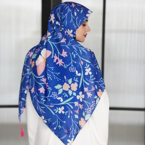 خرید اینترنتی شال و روسری نخی اسپان چهارفصل اعلاء طرح آبی آبرنگی یک عددی انتخابی همراه با هدیه و ارسال رایگان 