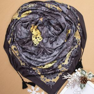 فروش اینترنتی روسری یلدای نخی اعلاء قواره بزرگ برند