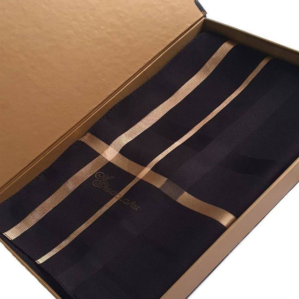 خرید اینترنتی روسری مشکی دورو طرحدار طلا بافت زمینه برجسته  طرح برجسته برند آستک ترک وارداتی (ارسال رایگان)