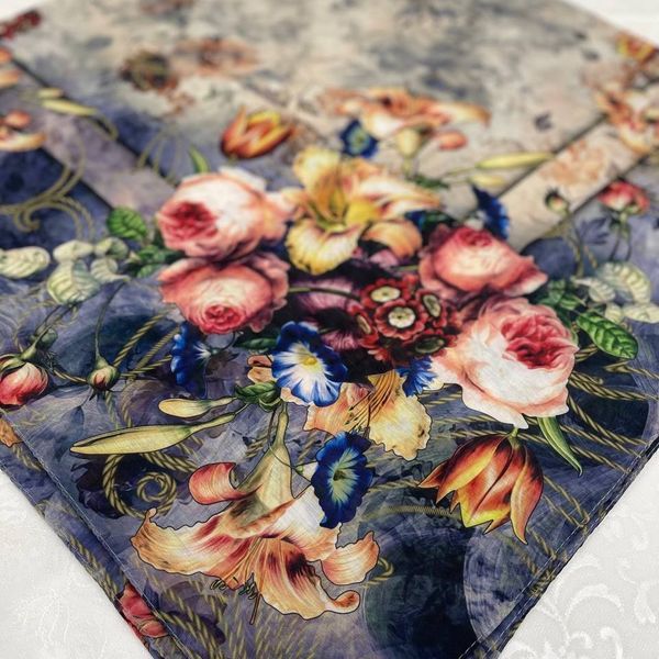 روسری نخی طرحدار  روز مادر  قواره بزرگ 140