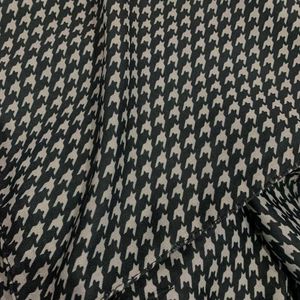 فروش اینترنتی روسری سی آی اسکارف پارچه اعلاء دستدوز طرح ترند (ارسال رایگان)