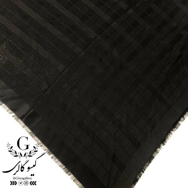 روسری نخی مشکی ساده و زمینه خطدار  قواره متوسط و قواره بزرگ
