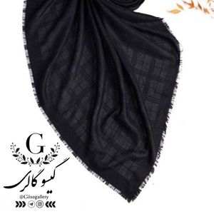 خرید اینترنتی روسری نخی مشکی ساده و زمینه خطدار  قواره متوسط و قواره بزرگ (ارسال رایگان)