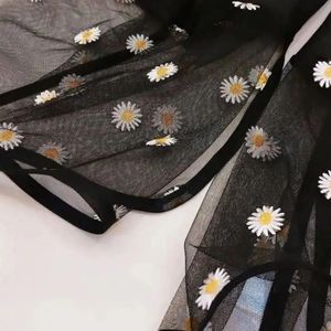 فروش اینترنتی شال اسلپ خامه دوزی شده حاشیه گلدوزی شده  طرح بابونه (ارسال رایگان)