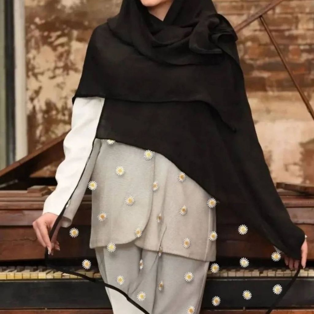 خرید اینترنتی شال اسلپ خامه دوزی شده حاشیه گلدوزی شده  طرح بابونه (ارسال رایگان)