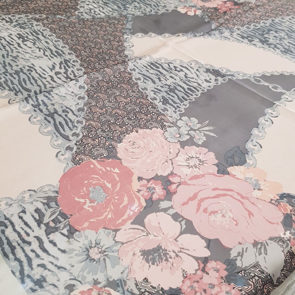 خرید اینترنتی روسری مینی اسکارف  حریر ابریشم وارداتی دوخت ترک قواره 70 