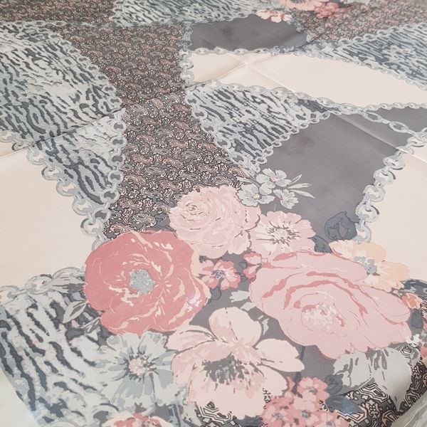 روسری مینی اسکارف حریر ابریشم وارداتی دوخت ترک قواره 70