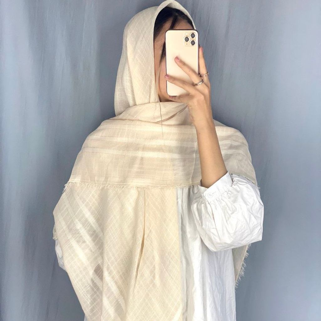 خرید اینترنتی روسری نخی  قواره بزرگ لمه دار رنگبندی  زمینه طرحدار وساده (ارسال رایگان)