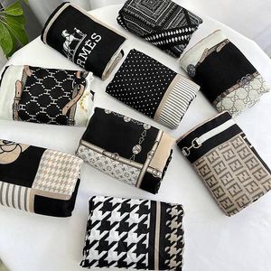 روسری پارچه اعلا دستدوز برند ماری گلد