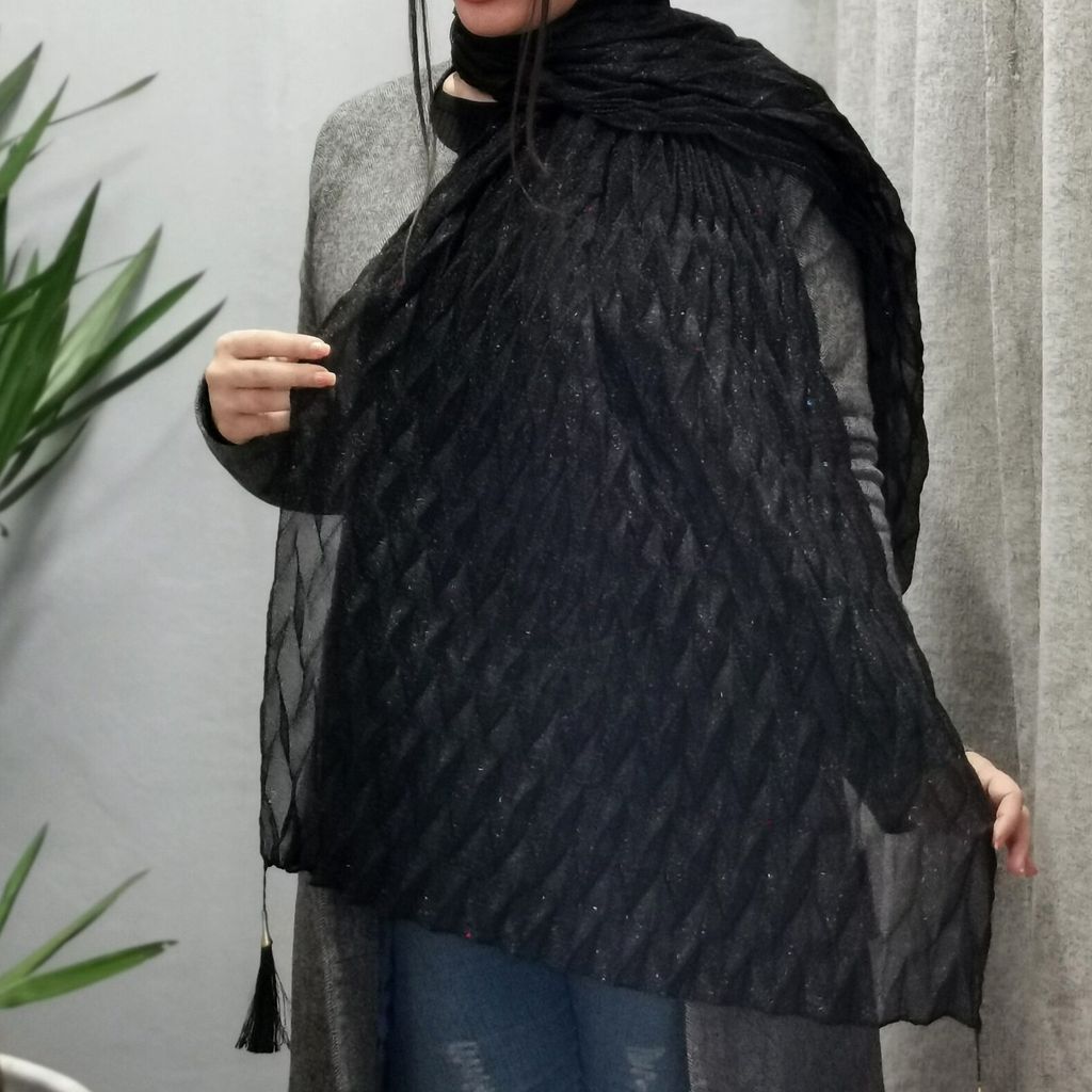 خرید آنلاین شال پلیسه کره کره ای و پلیسه هفای هشتی  منگولدار ارسال رایگان رنگبندی 