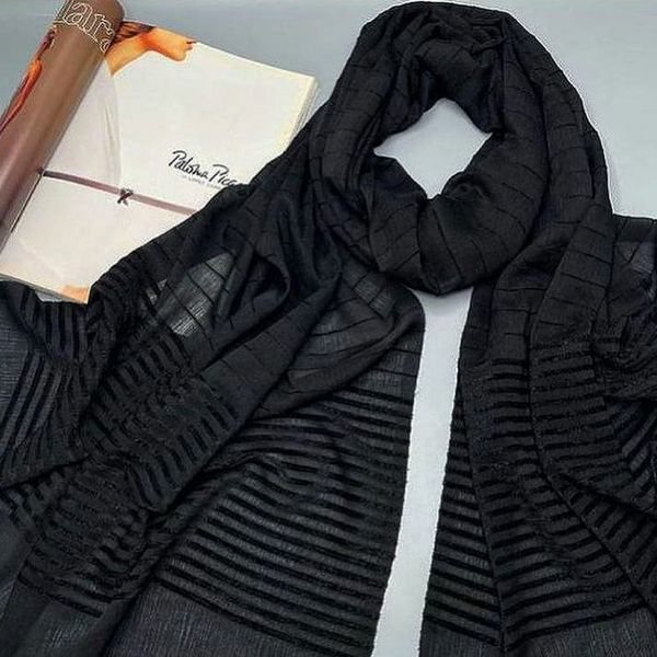 شال مخمل کبریتی