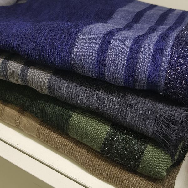 شال مخمل کبریتی