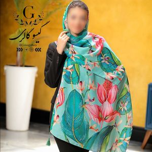 خرید اینترنتی شال پارچه اسپان نخ طرح آبرنگی منگولدار  طرحبندی