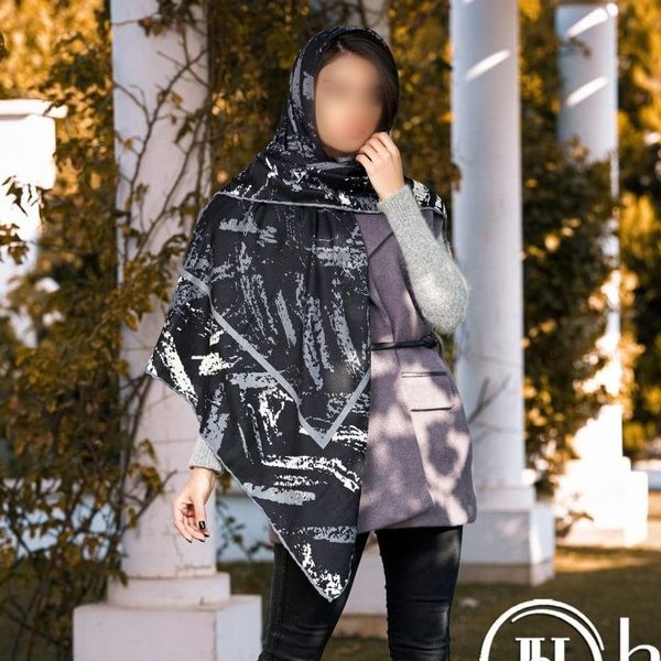 روسری کجراه نخی دستدوز قواره بزرگ برند اچ بی اس