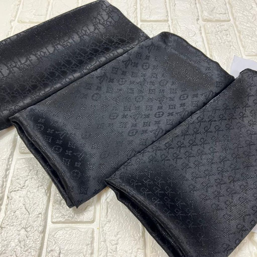 فروش اینترنتی روسری مشکی  نخ ژاکاردلمه دار قواره متوسط دورو ، وارداتی