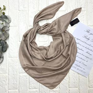 فروش اینترنتی روسری ابریشم ژاکارد دور زنجیری ، وارداتی ، قواره 100